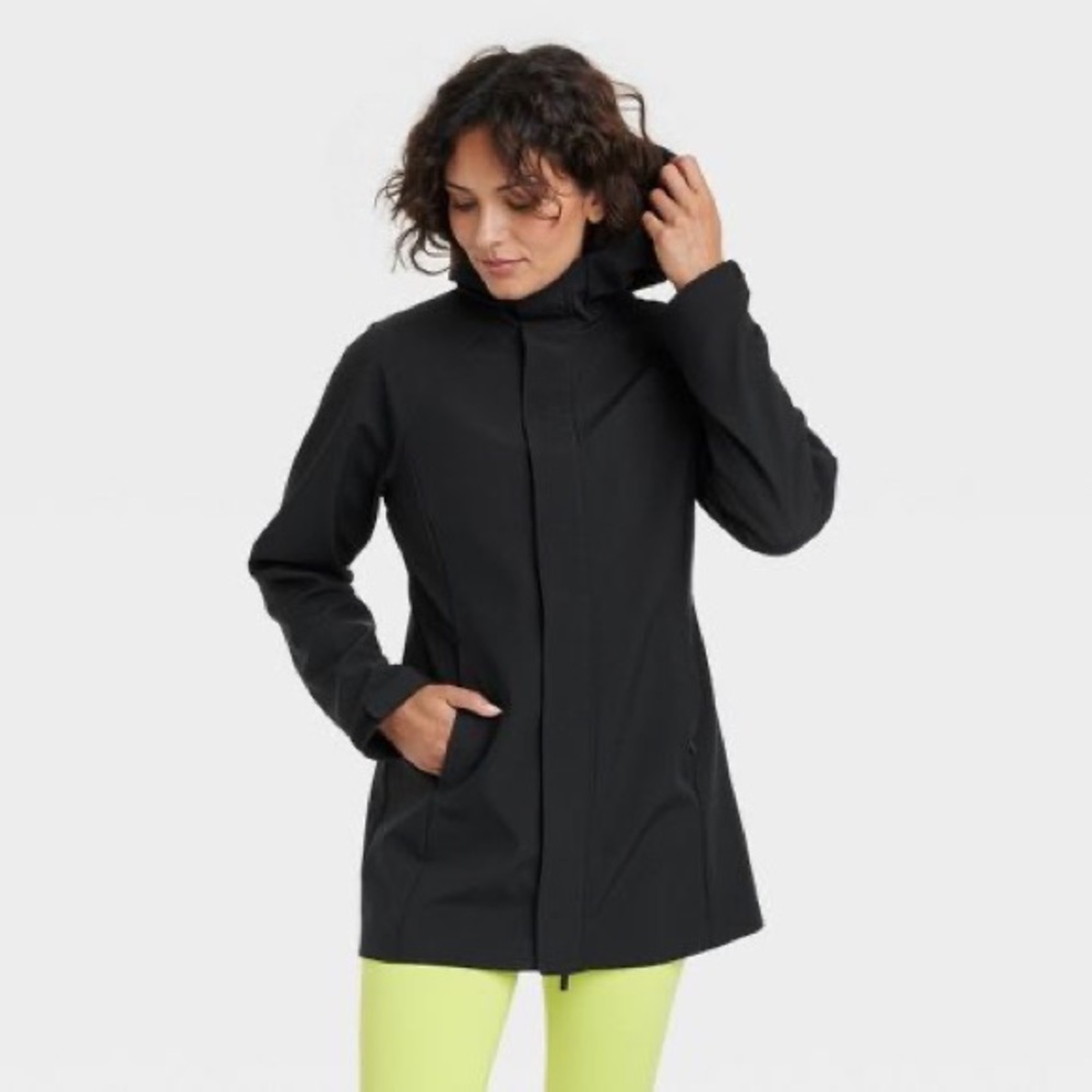 Women's Bonded Rain Jacket - All in Motion Black, M worn once basically NWOT